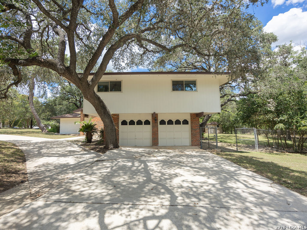 301 Sagecrest Dr