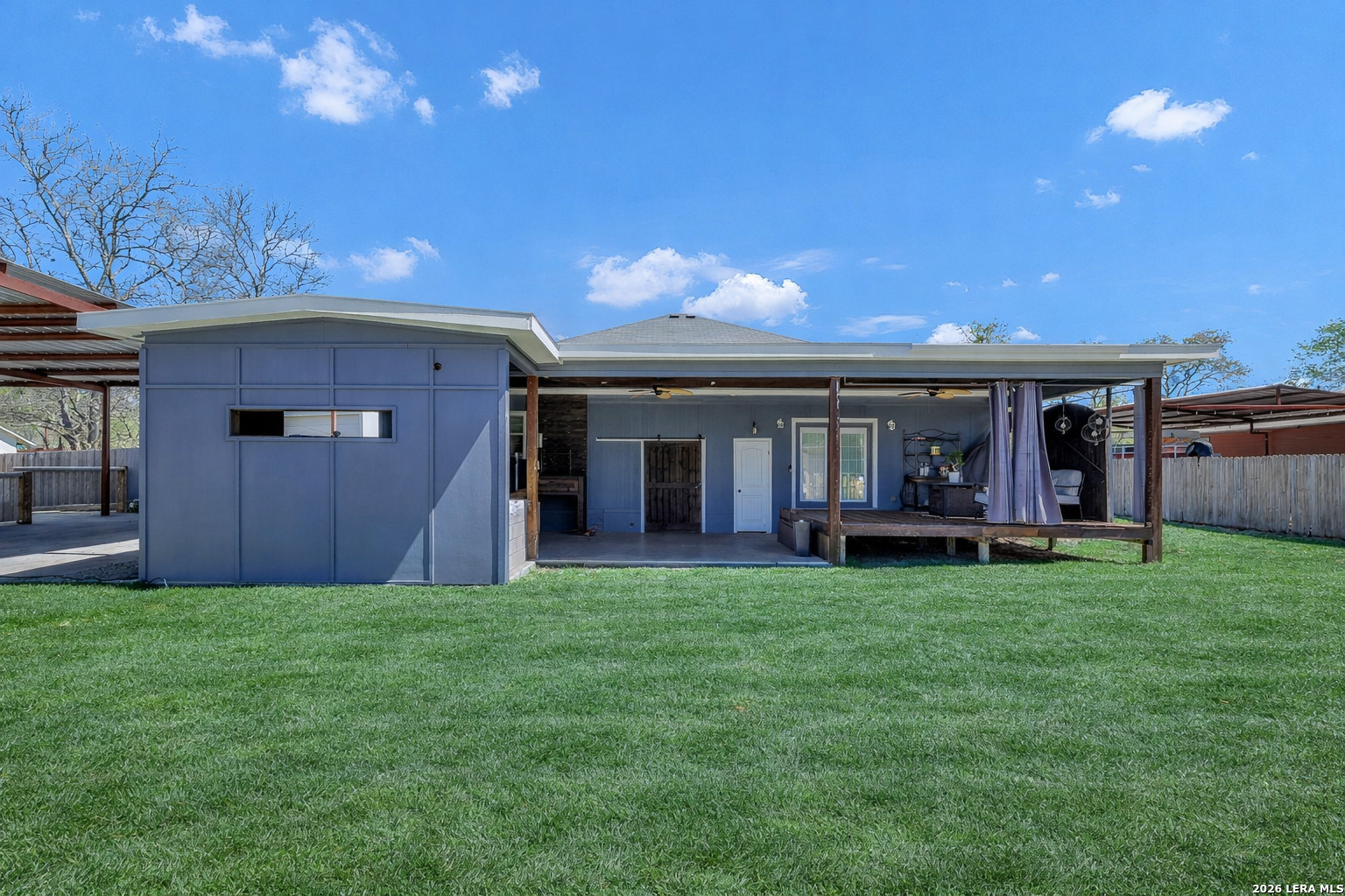 23007 DREAM VIEW DR