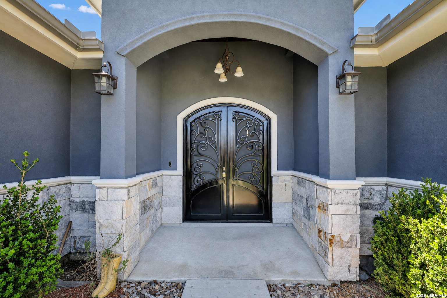 23007 DREAM VIEW DR