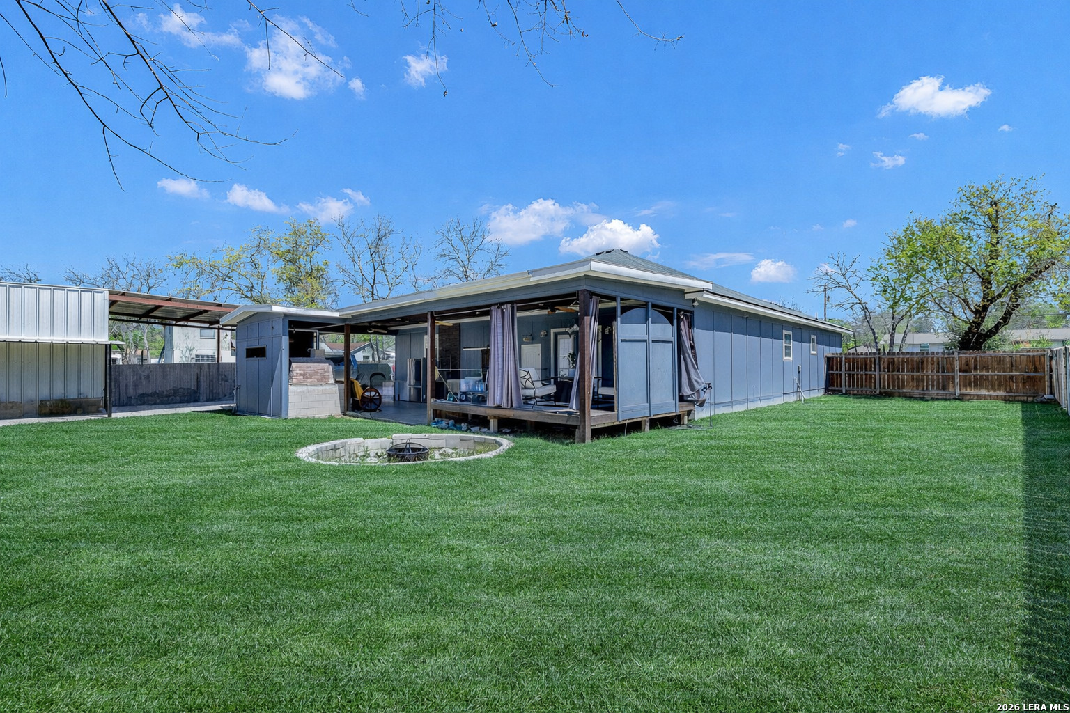 23007 DREAM VIEW DR