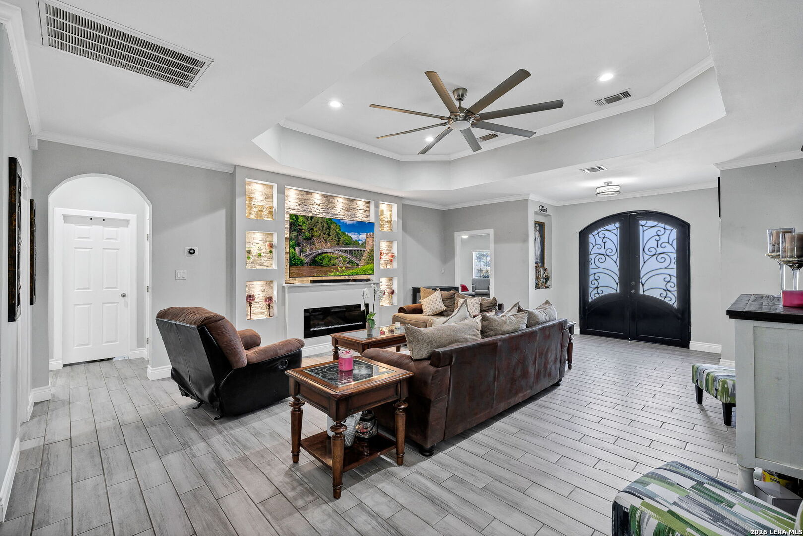 23007 DREAM VIEW DR