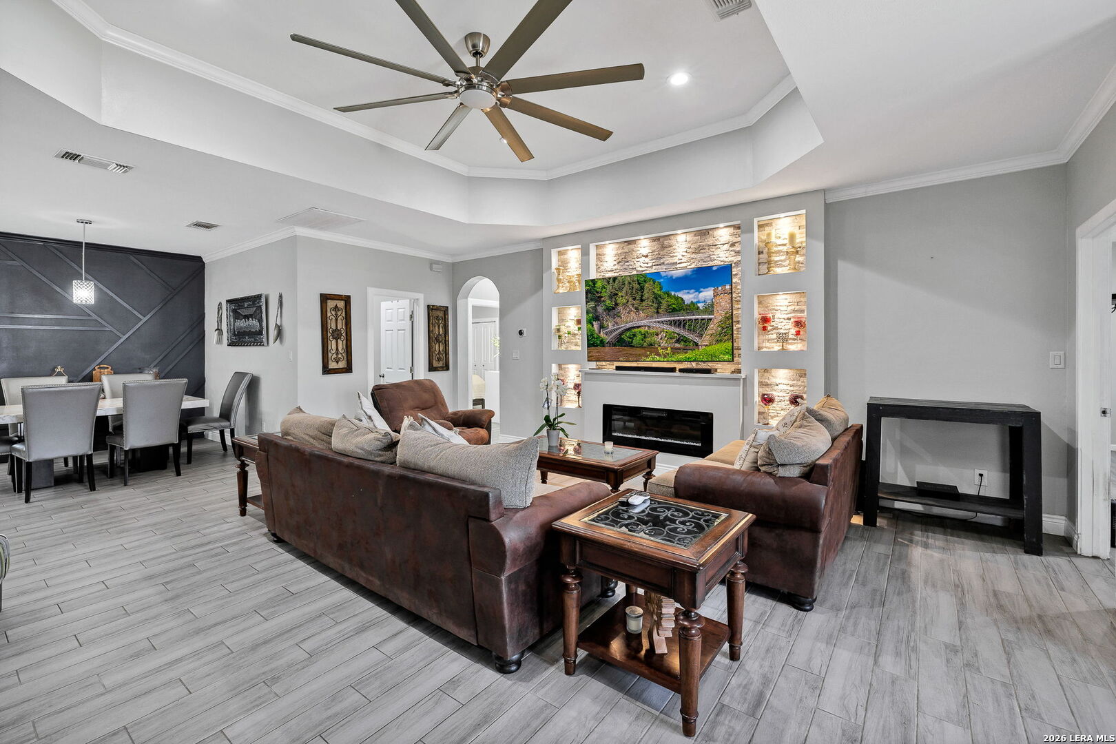 23007 DREAM VIEW DR