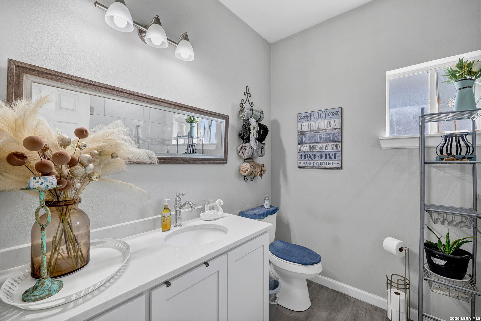 23007 DREAM VIEW DR