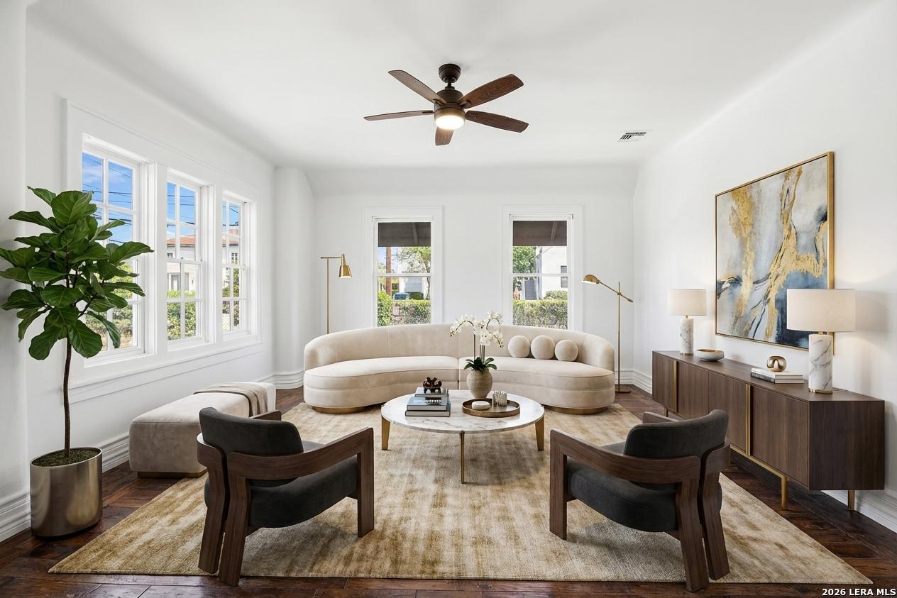 162 Davis Ct Unit: B