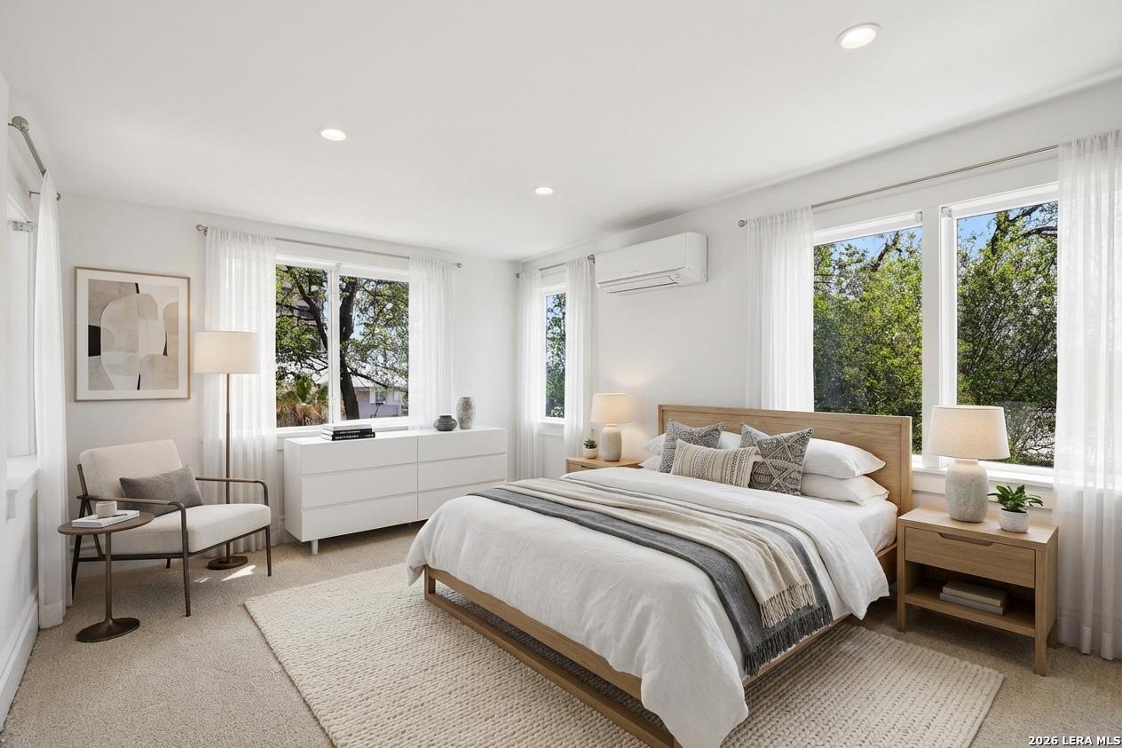 162 Davis Ct Unit: B