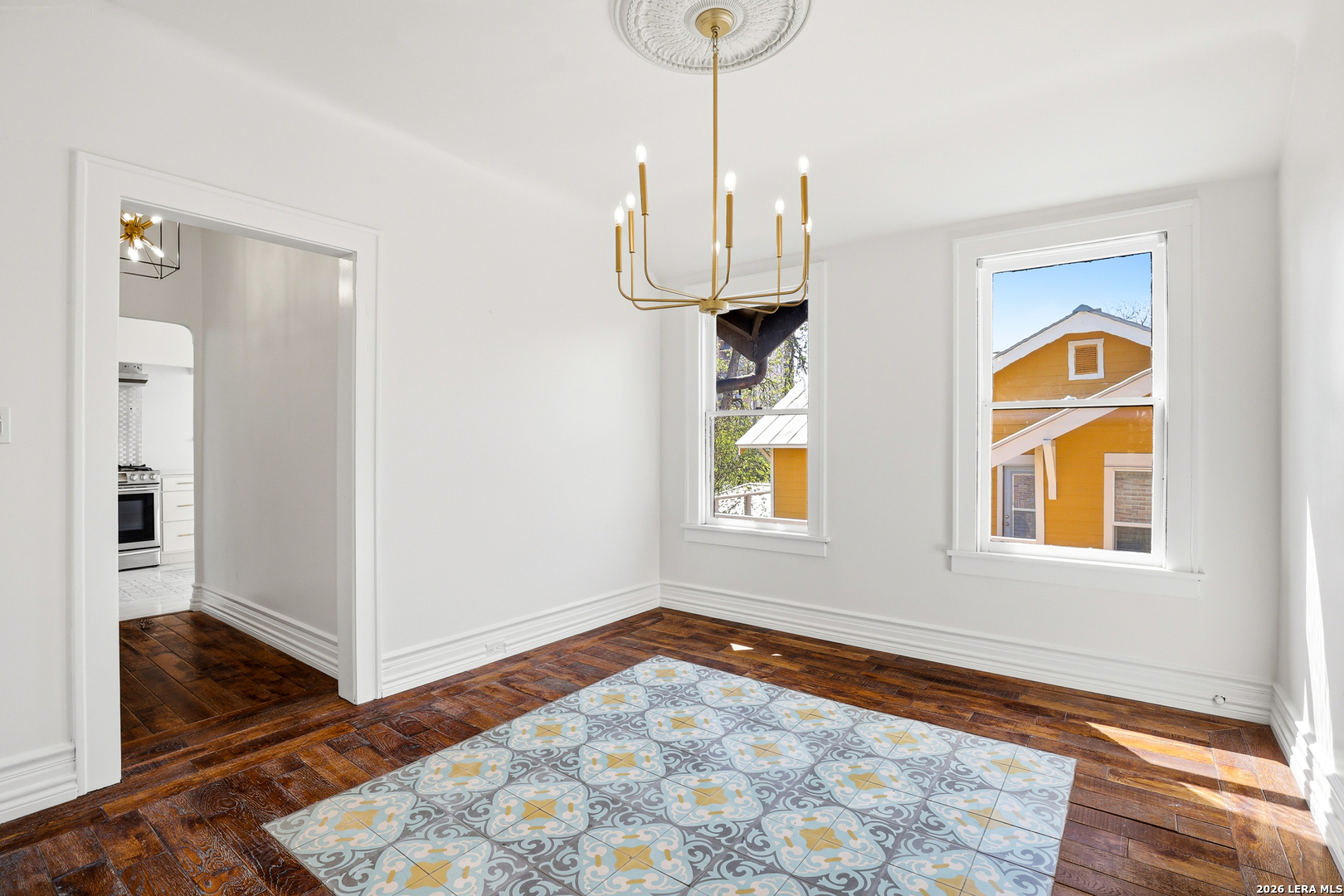 162 Davis Ct Unit: B