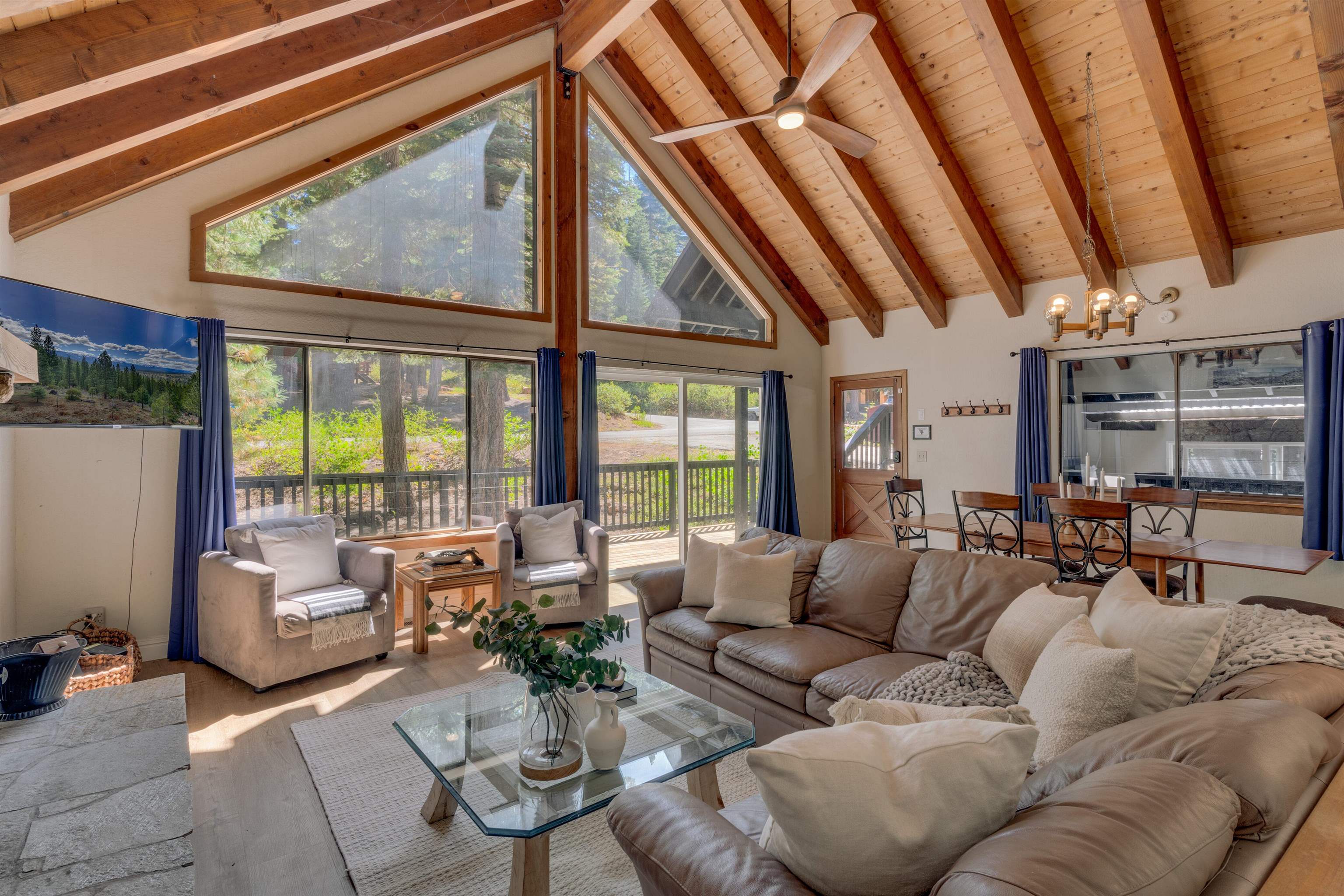 1126 Regency Way