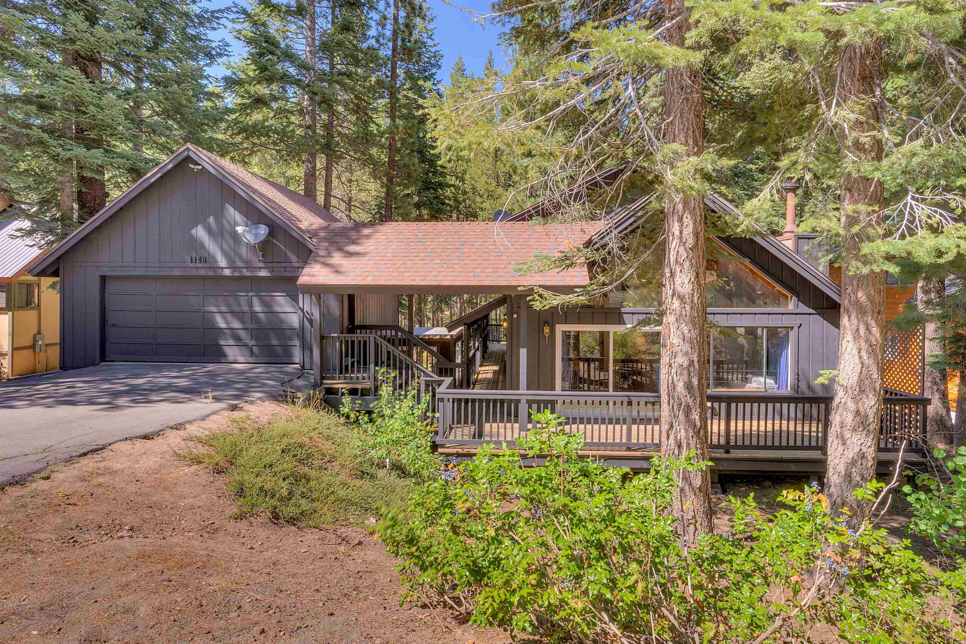 1126 Regency Way