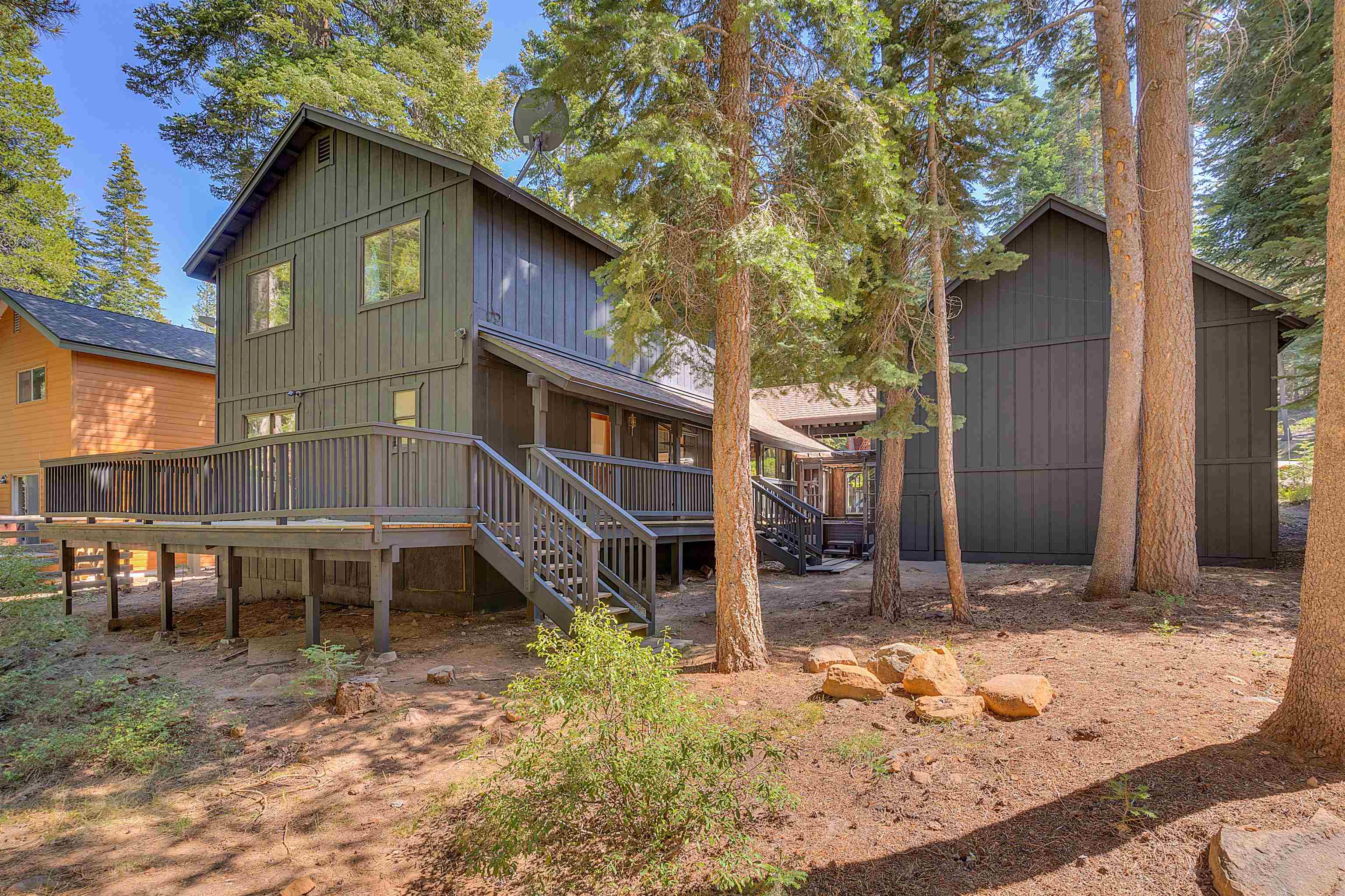 1126 Regency Way