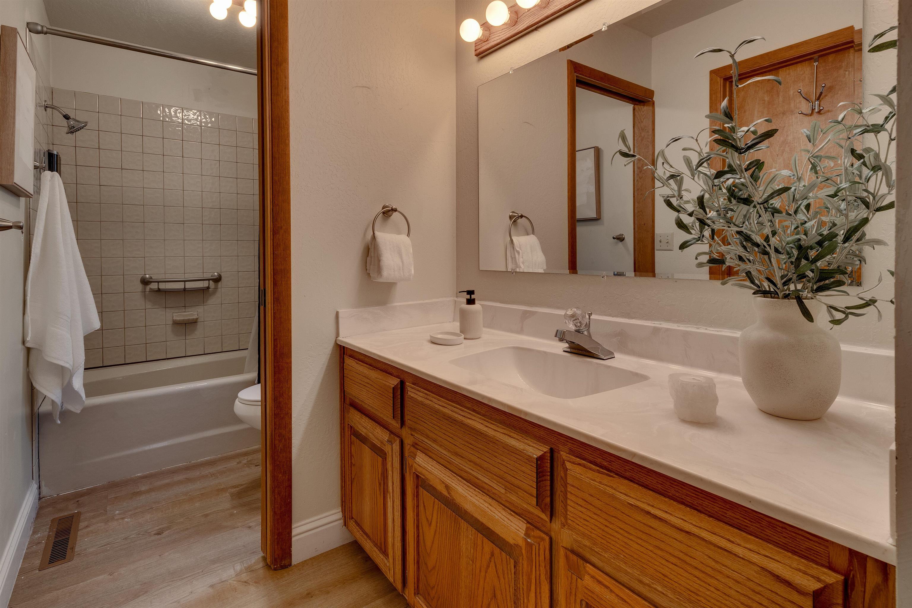 1126 Regency Way