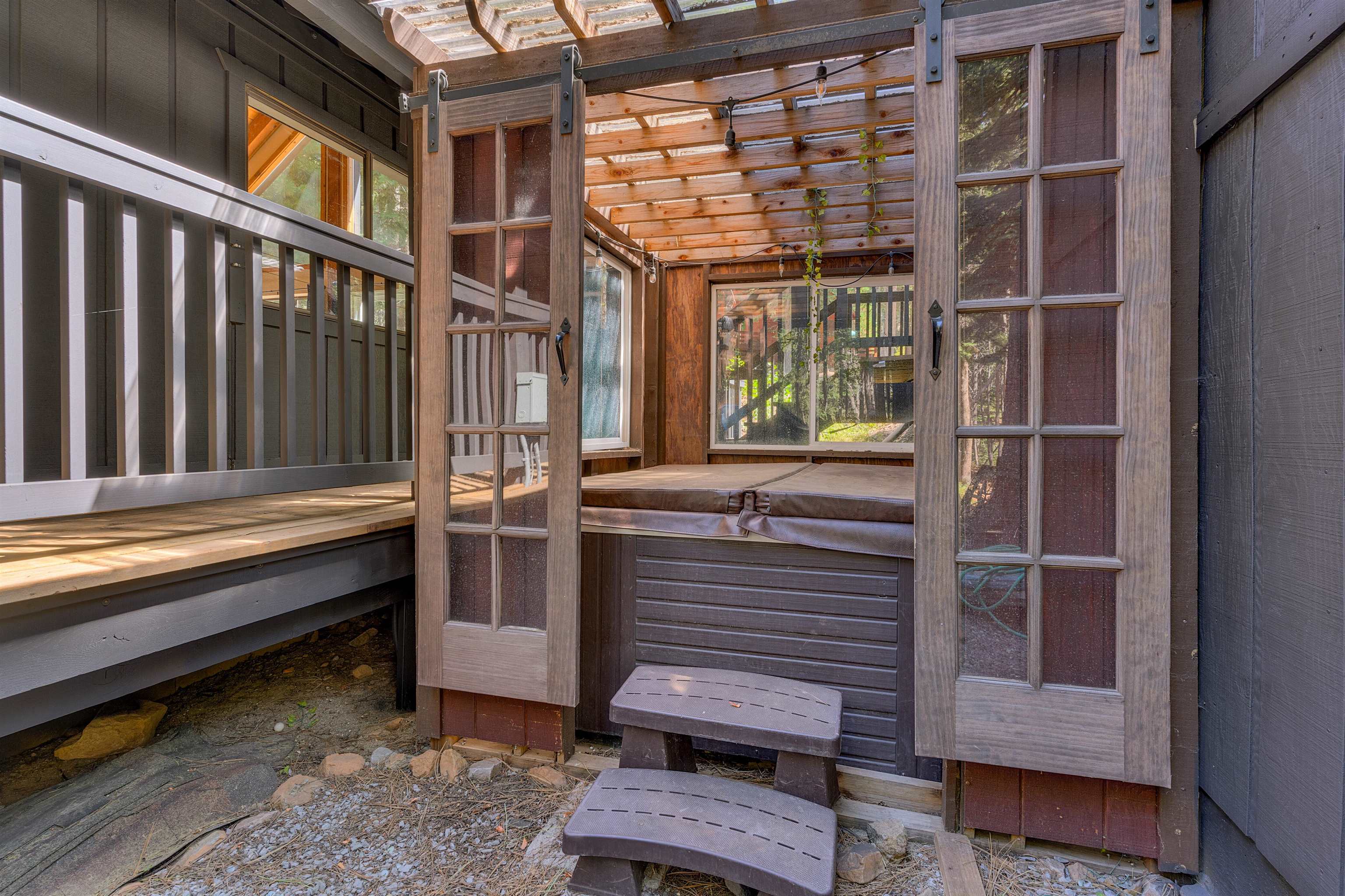 1126 Regency Way