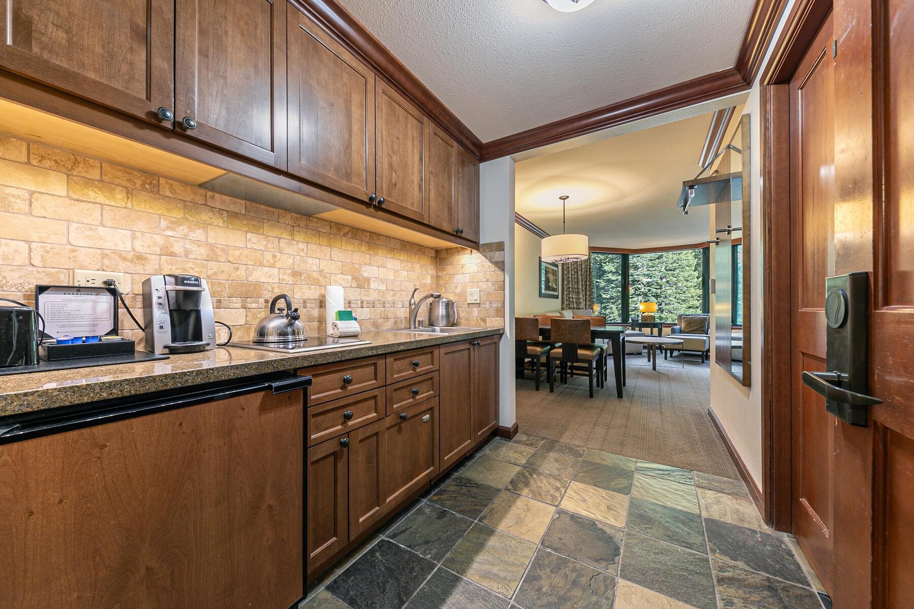 400 Resort Road # 711 Unit: #709 + 711