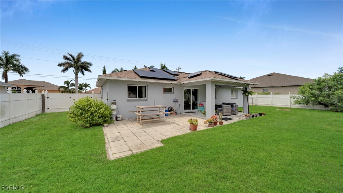 221 NE 23rd AVE