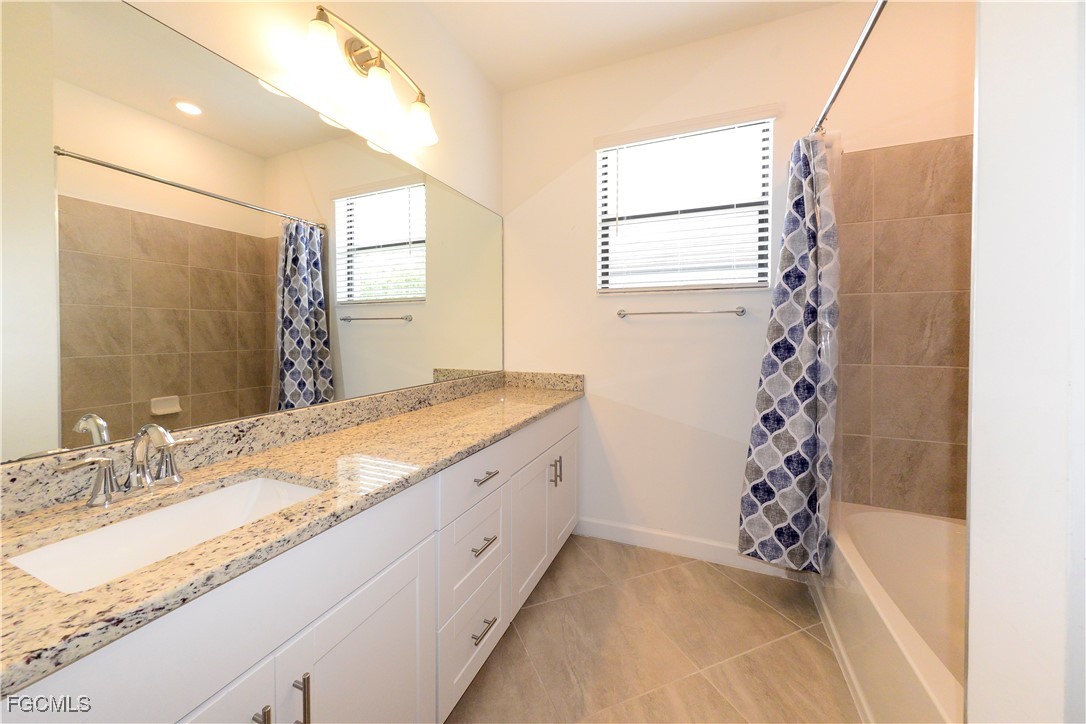 14124 Pine Lodge LN
