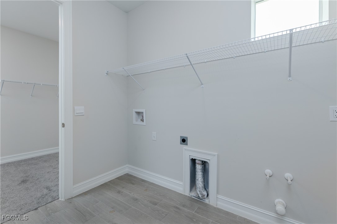 374 Spring Hill Lake LOOP