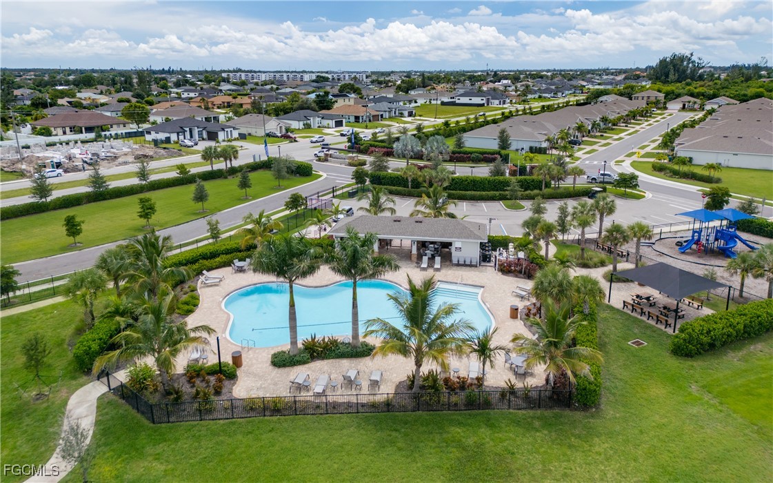 374 Spring Hill Lake LOOP