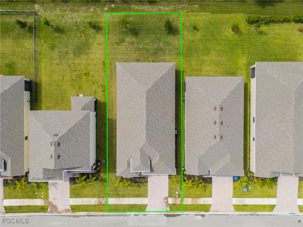 374 Spring Hill Lake LOOP