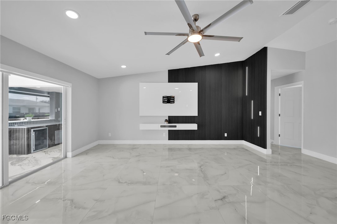 3095 NW 4th PL