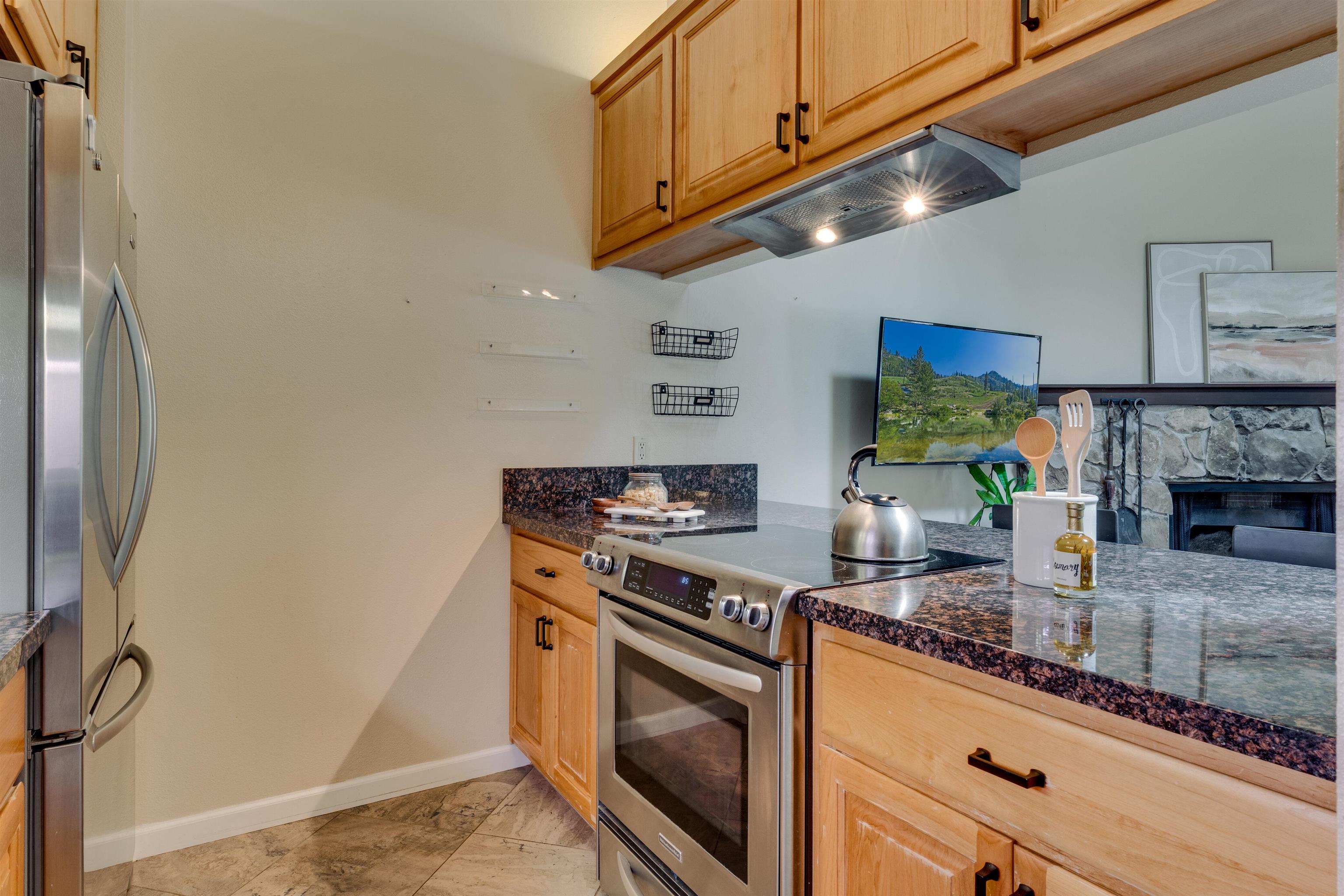 3200 North Lake Boulevard # 10 Unit: #10