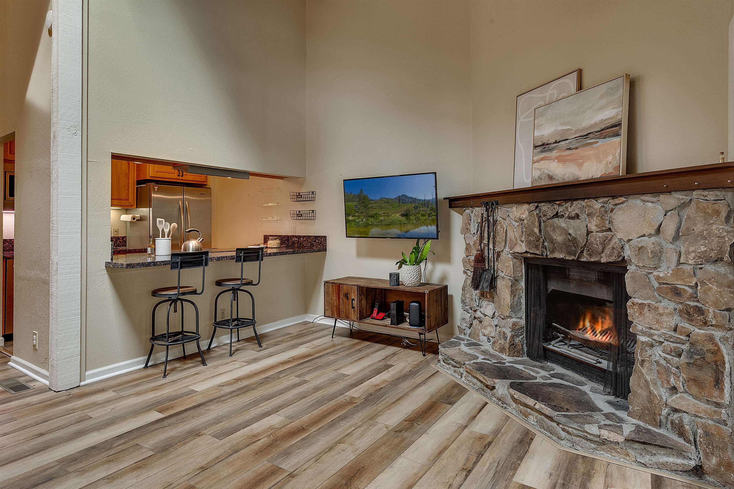 3200 North Lake Boulevard # 10 Unit: #10