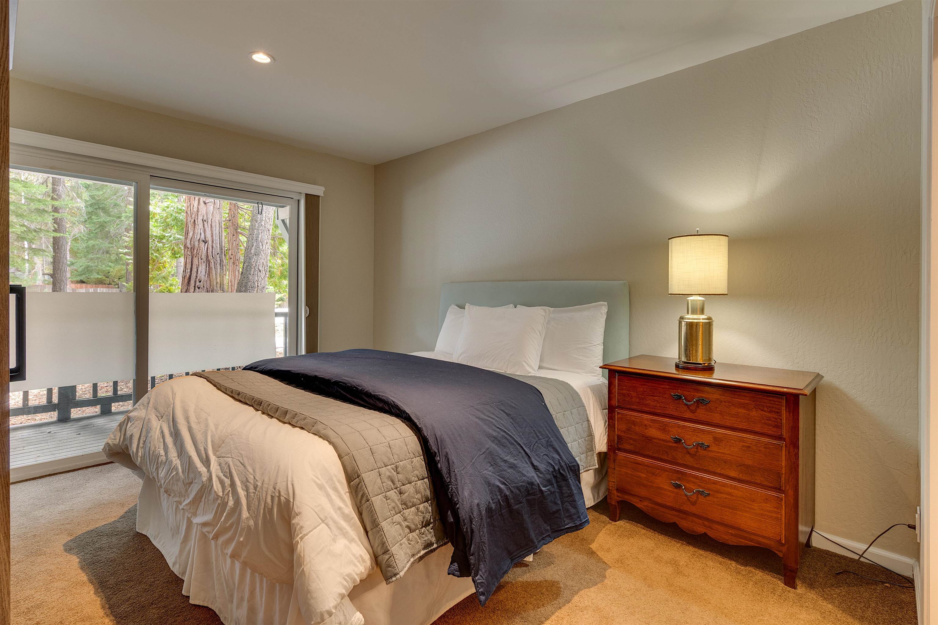 3200 North Lake Boulevard # 10 Unit: #10
