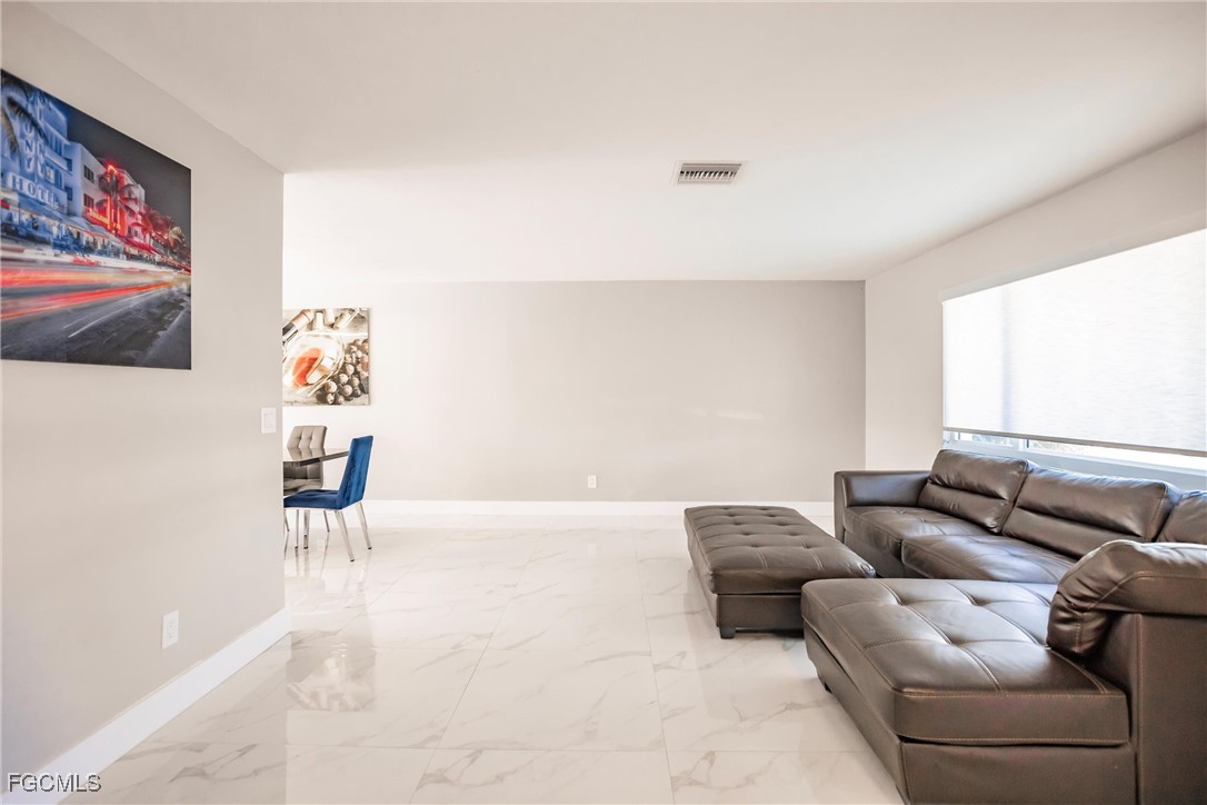 1936 Palaco Grande PKWY