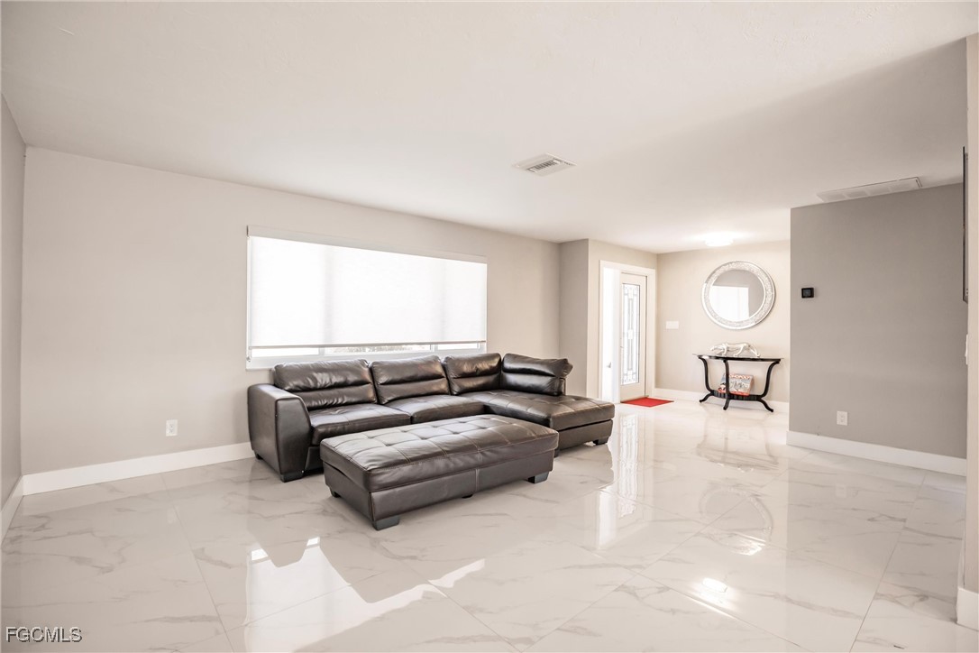 1936 Palaco Grande PKWY