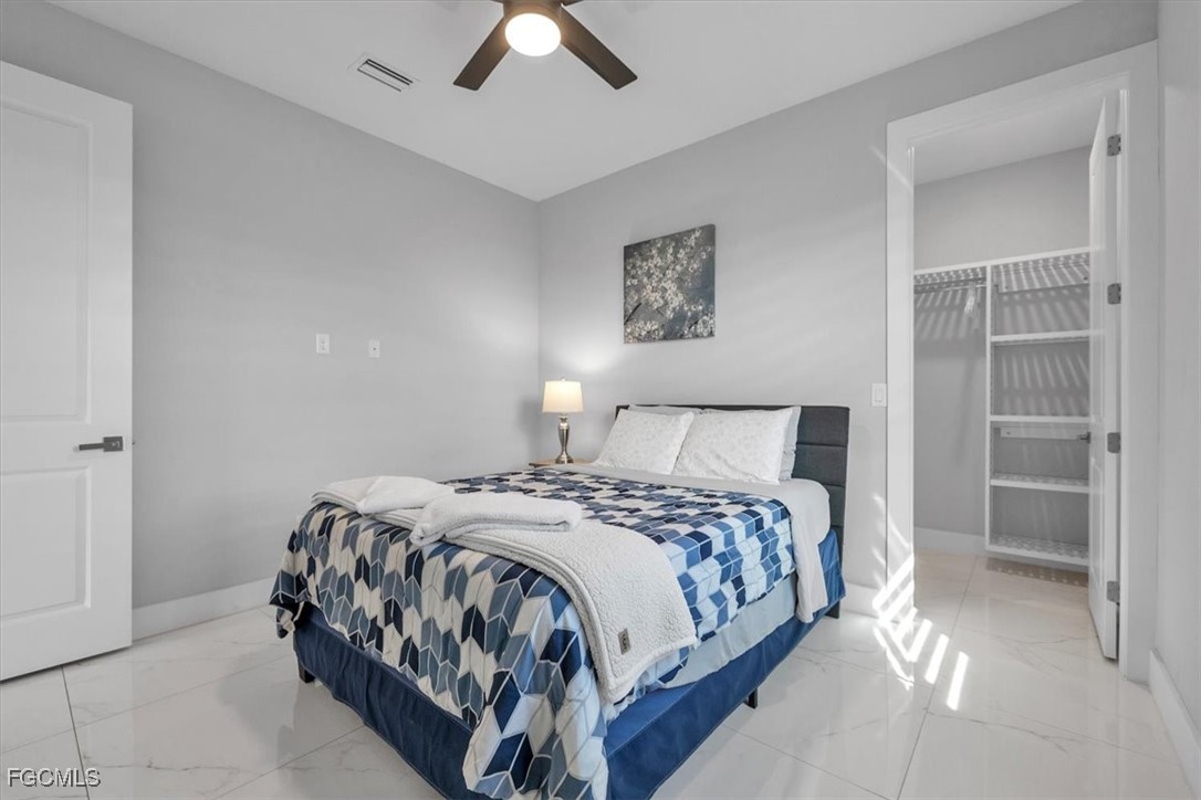 1716 SW 44th TER