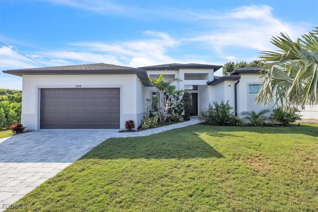 1716 SW 44th TER