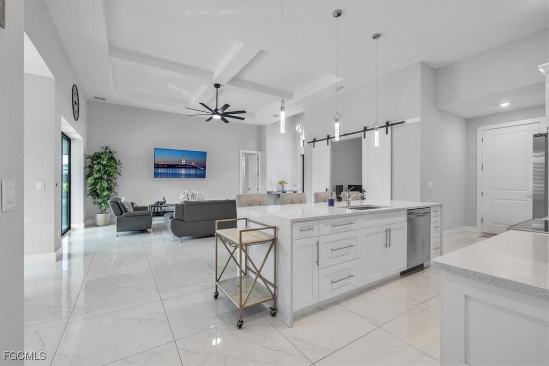 1716 SW 44th TER