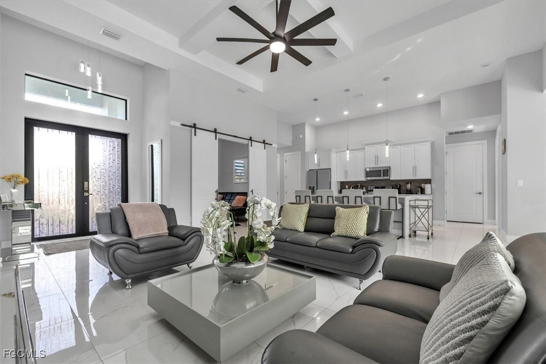 1716 SW 44th TER