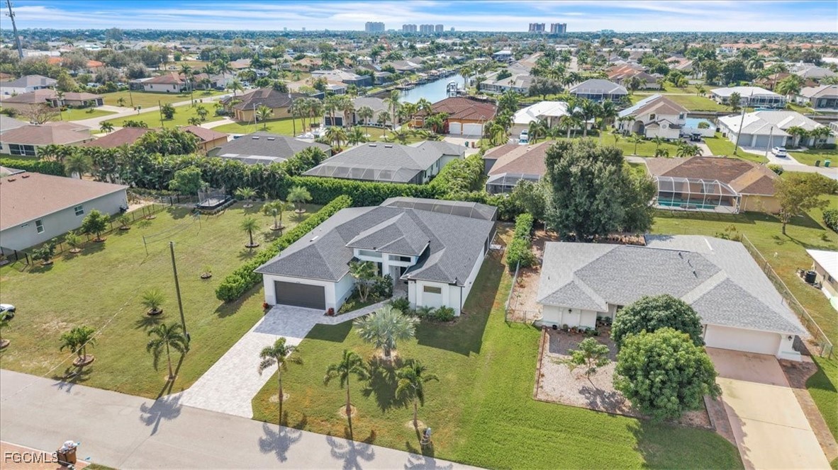 1716 SW 44th TER