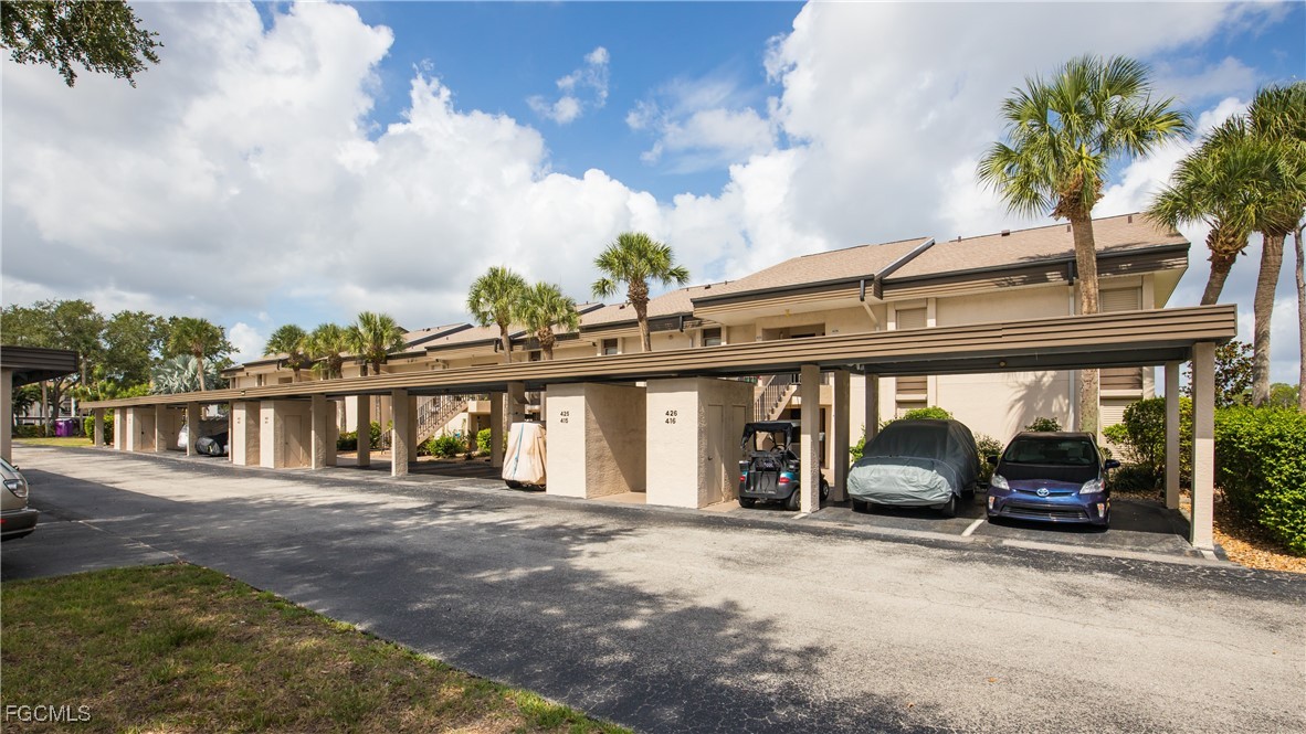 5825 Trailwinds DR 425