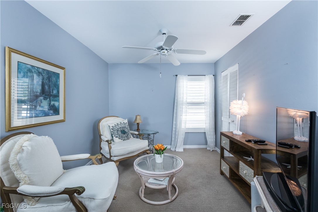 5825 Trailwinds DR 425