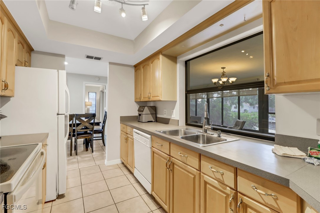 4800 SW 12th PL
