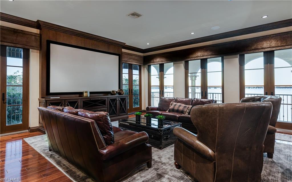 3836 Harold AVE