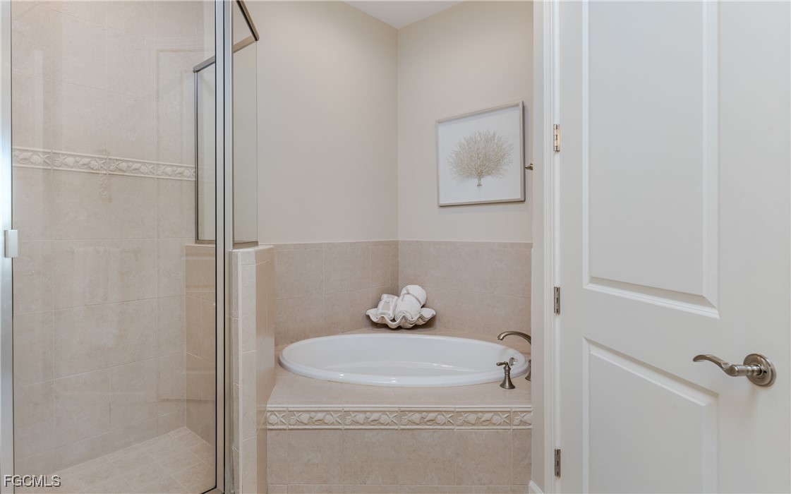 5781 Cape Harbour DR 1405