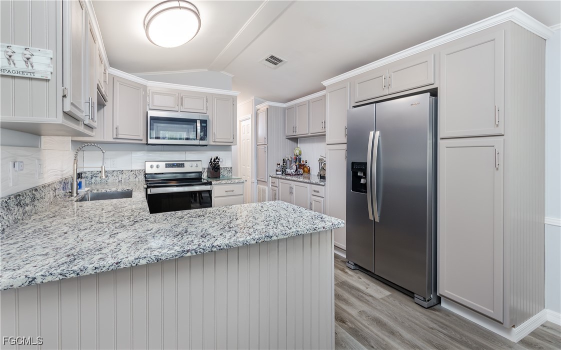 10937 Ground Dove CIR