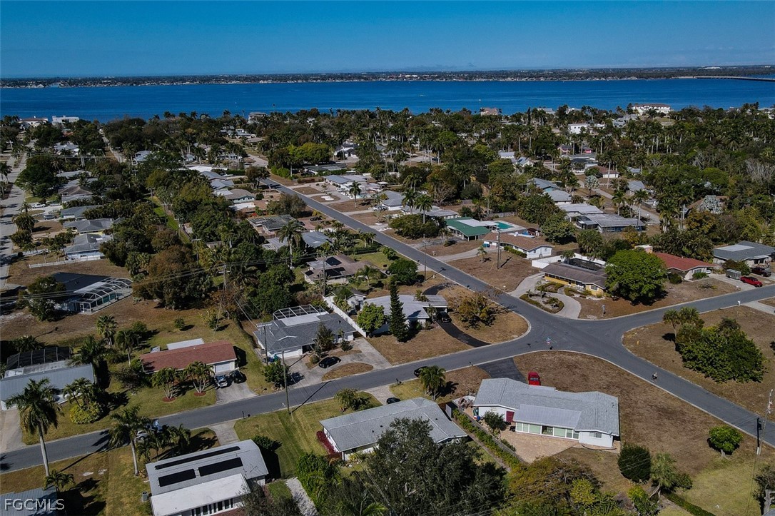 6304 Saint Andrews CIR S