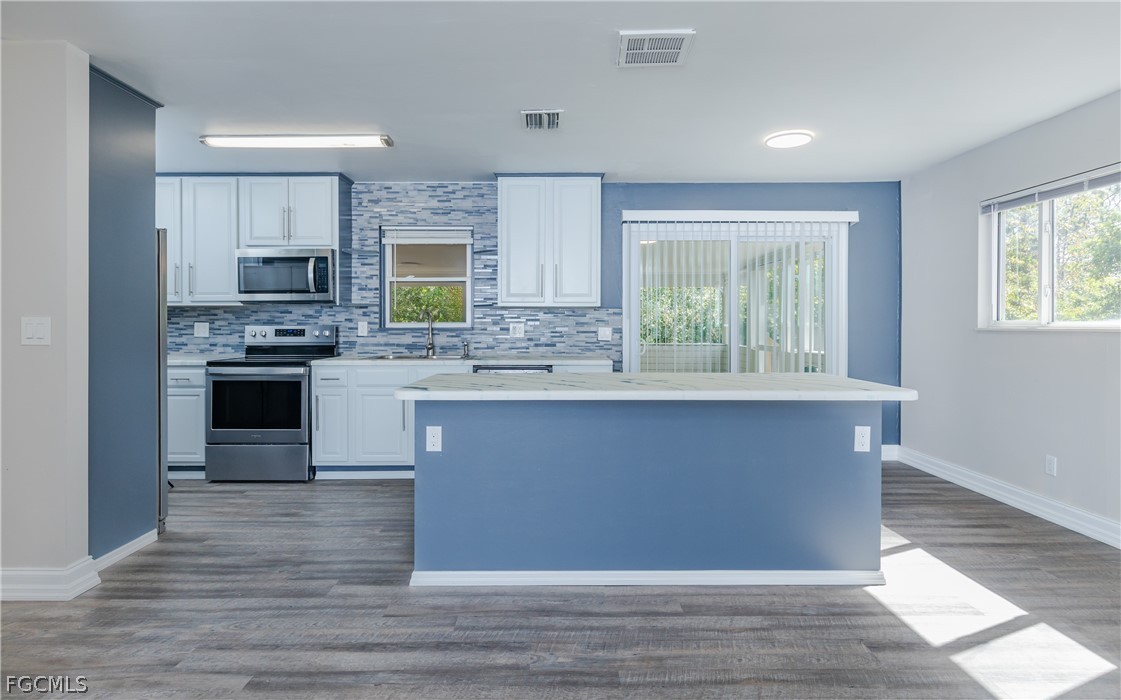 9949 Councilor LN