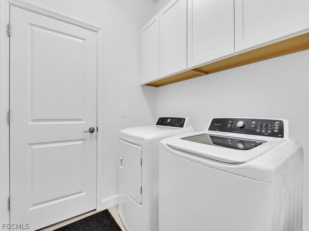 14087 Winding Cedar WAY