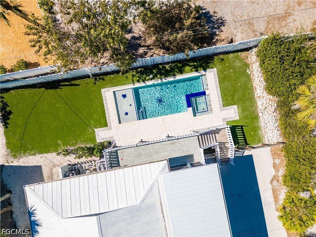 119 Andre Mar DR