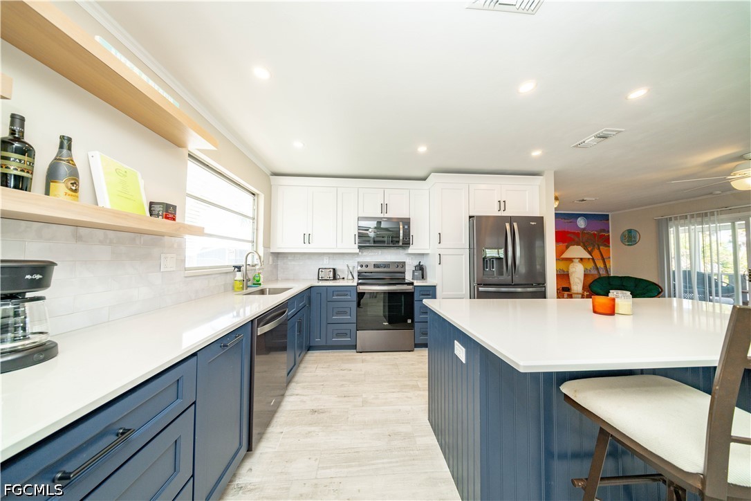 119 Andre Mar DR