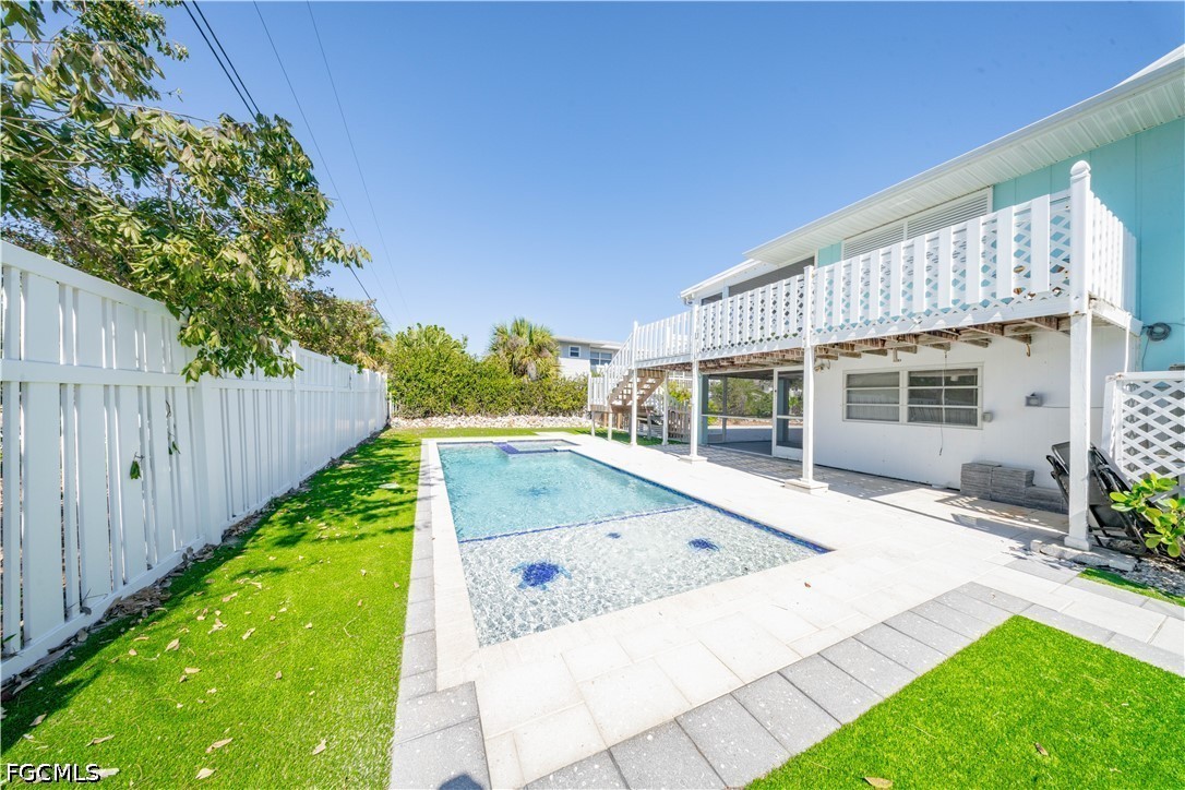 119 Andre Mar DR