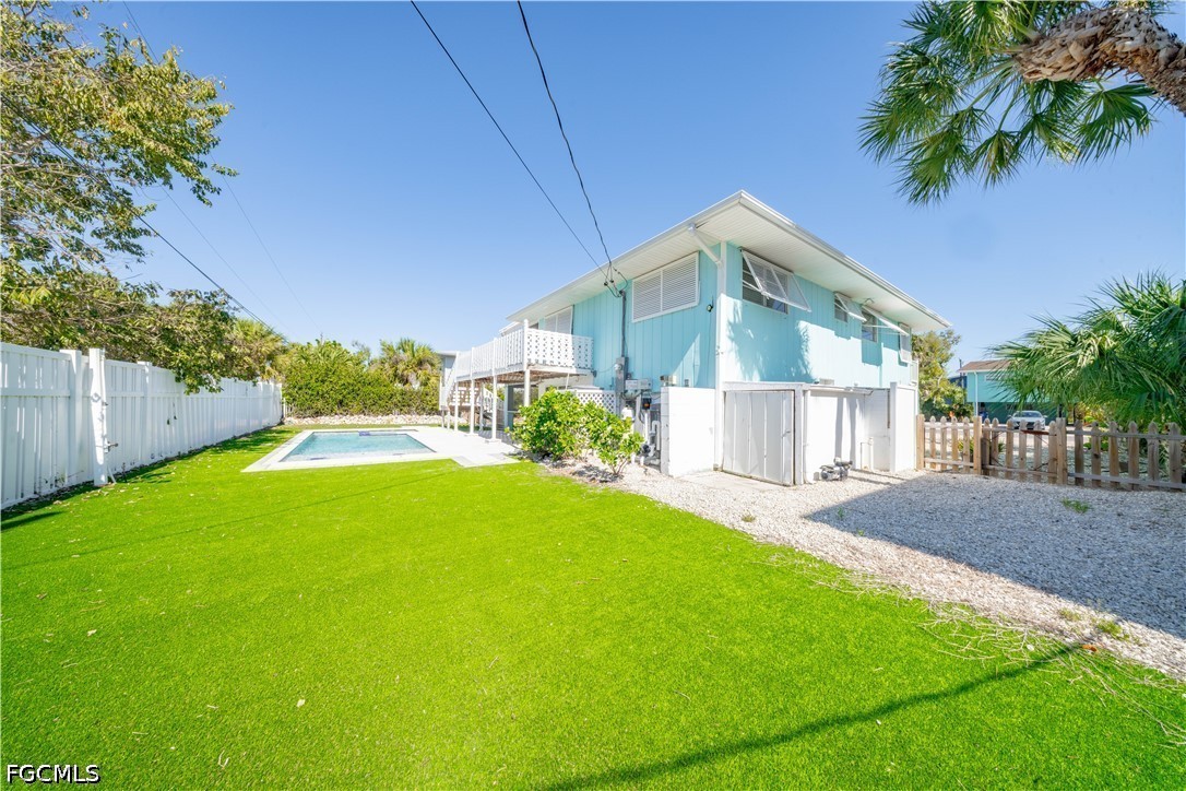 119 Andre Mar DR
