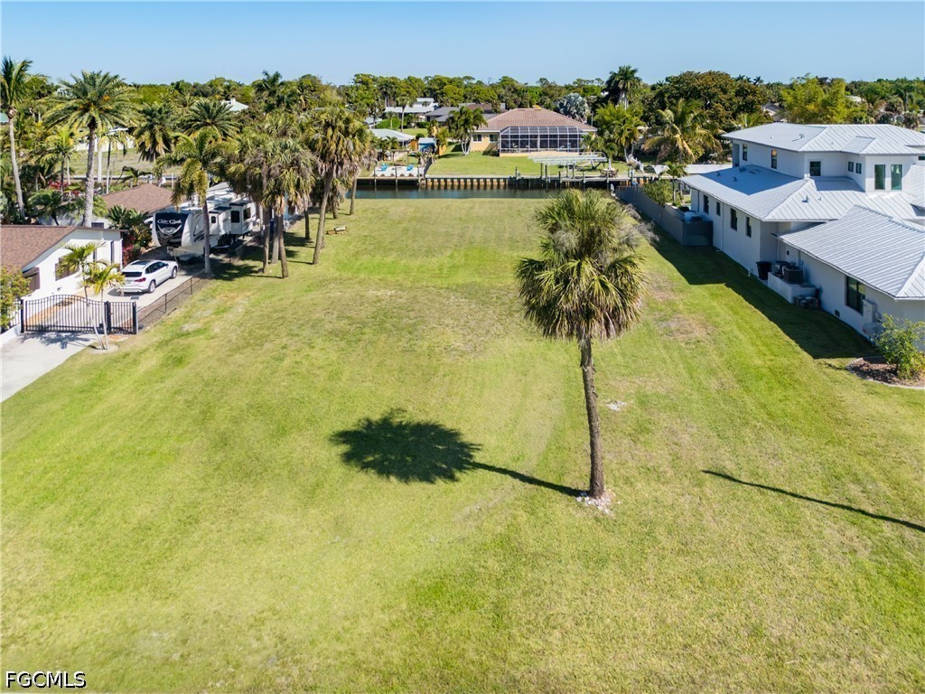 1820 Marina CIR