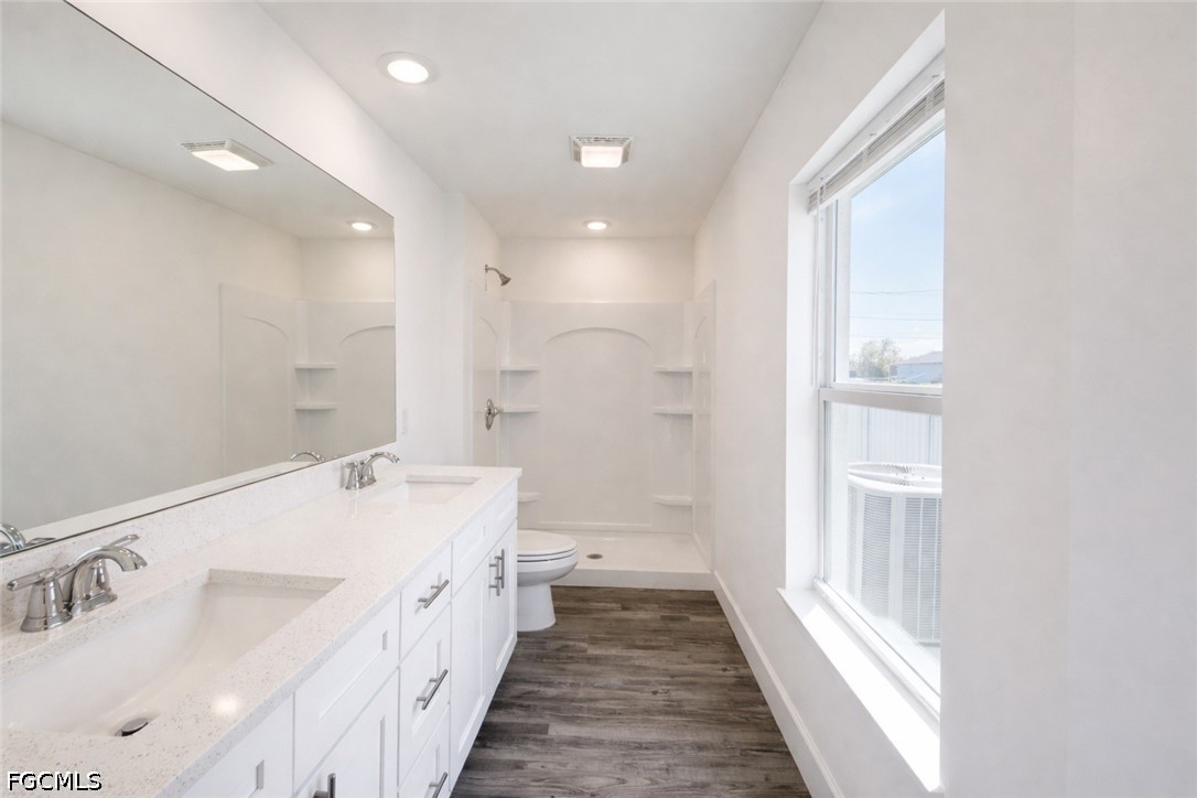 315 NW 18th TER