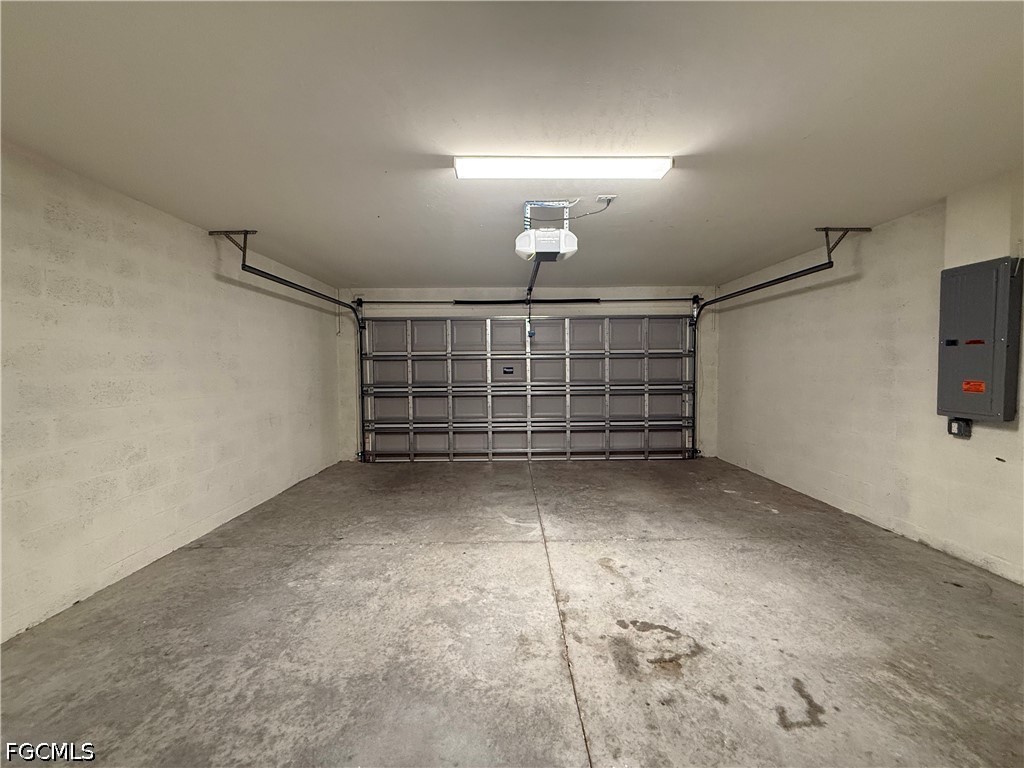 315 NW 18th TER