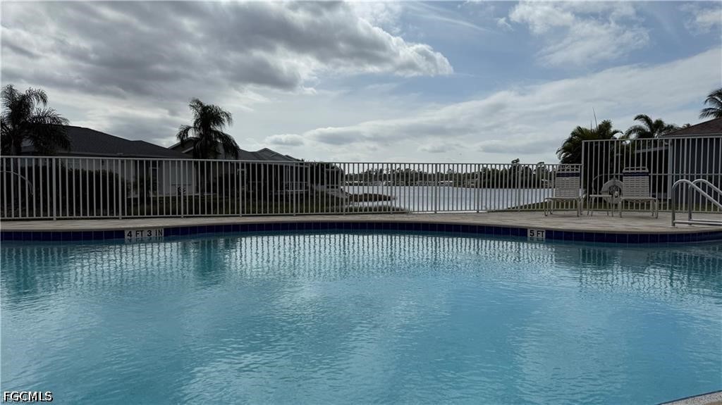 10700 Aqua Surf CT