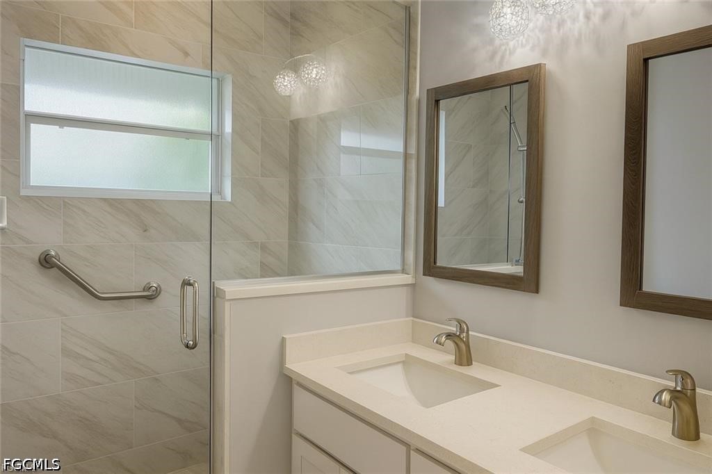 10700 Aqua Surf CT